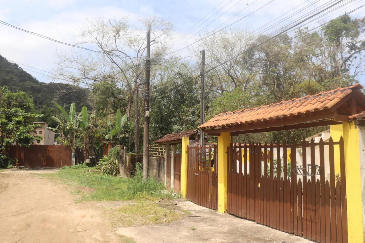 Casa Dos Rocha Em Ubatuba - Kitnet Amarela Apartman Kültér fotó